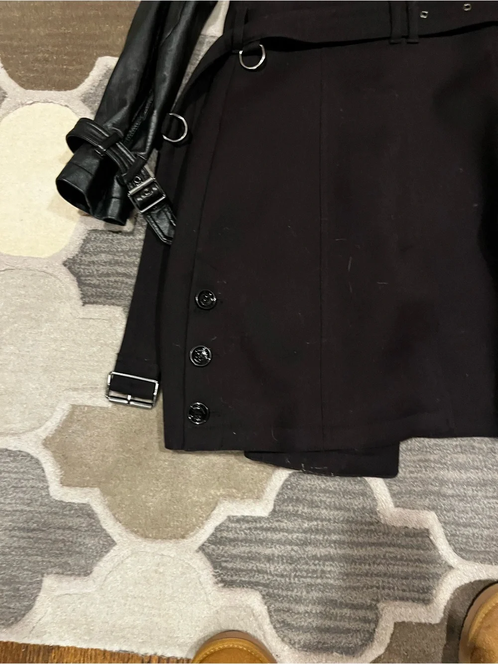 Burberry Black Trench Coat with Leather Sleeves (8) - Picture 10 of 11